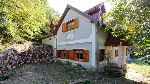 Uitzicht, Immobiliën aan het Balatonmeer, Rustig gelegen woning, Traditionele woning.  