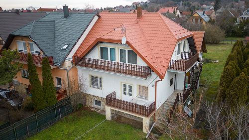 Balaton property.  Nice house is for sale in Vonyarcvashegy, a few hundred meters from the popular Lido beach.