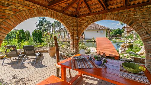  Top offer! Mediterranean villa in beautiful residential area!