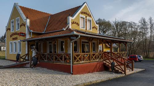  Étterem/vendégház eladó a Balatontól nyugatra, mindössze 25 perces távolságra