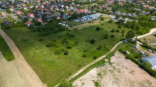 In Sümeg it is an inland building plot for sale, which belongs to the so-called 
